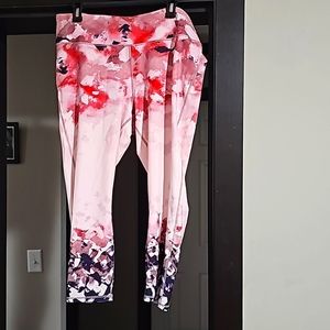 Fabletics size XXL pink and blue design.